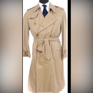 Men - Burberrys trench coat
